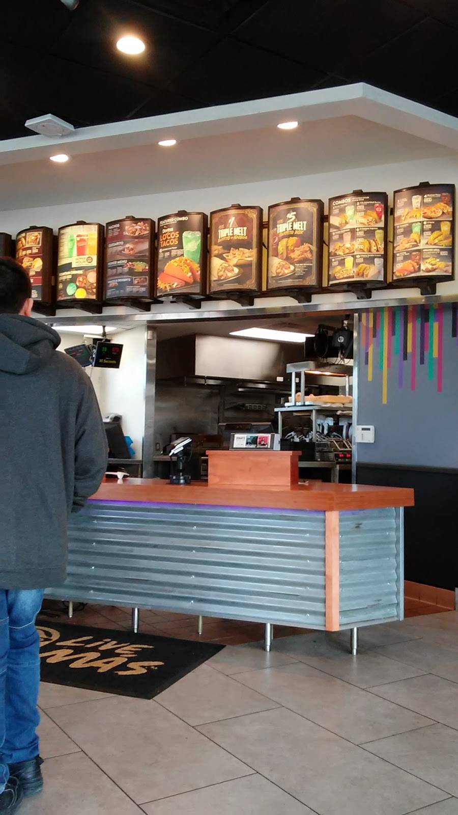 Taco Bell | meal takeaway | 1361 S 60th St, West Allis, WI 53214, USA | 4142581607 OR +1 414-258-1607