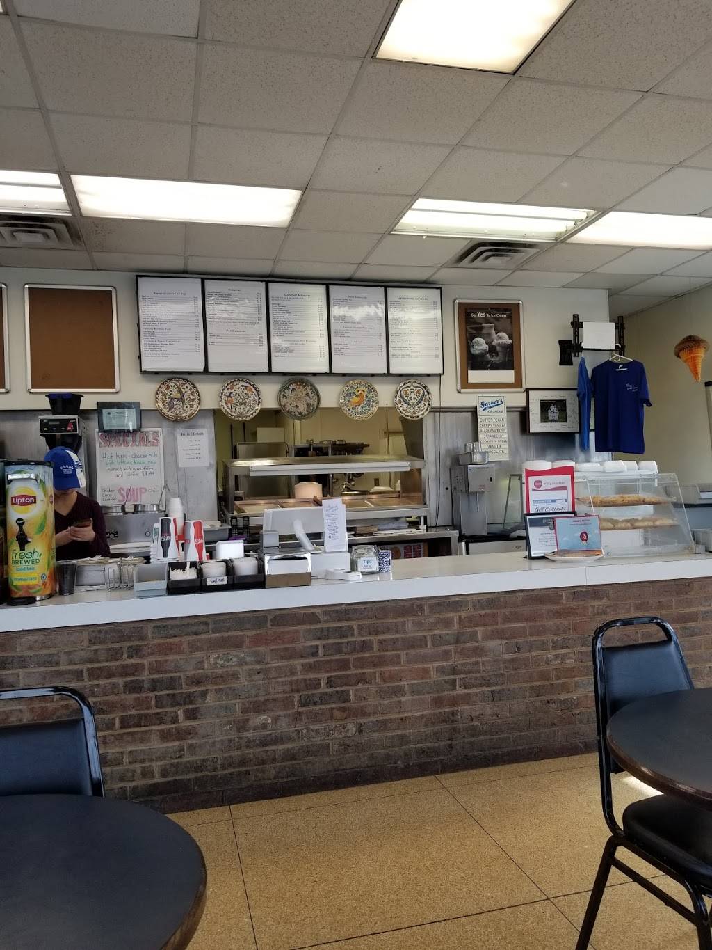 Santorini Grill | restaurant | 108 S Buckmarsh St, Berryville, VA 22611, USA | 5409558135 OR +1 540-955-8135