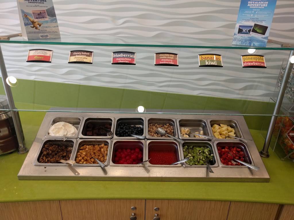 Menchies Frozen Yogurt | bakery | 4740 TX-121 Ste 350, Lewisville, TX 75056, USA | 2146180086 OR +1 214-618-0086
