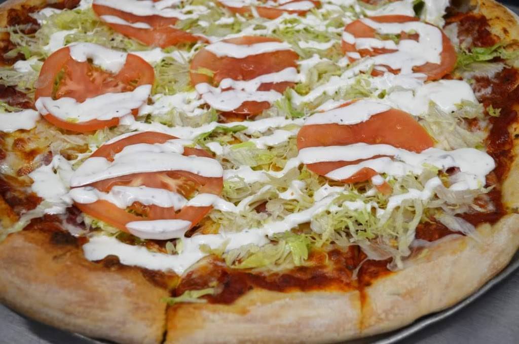 Mr.Es Pizza | restaurant | 46 W Lake St, Sand Lake, MI 49343, USA | 6165573060 OR +1 616-557-3060