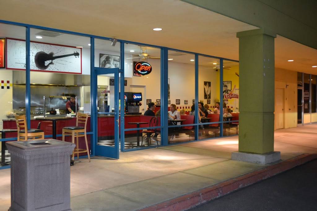 Rock n Roll Cafe | restaurant | 2196 Tapo St, Simi Valley, CA 93065, USA | 8055842233 OR +1 805-584-2233