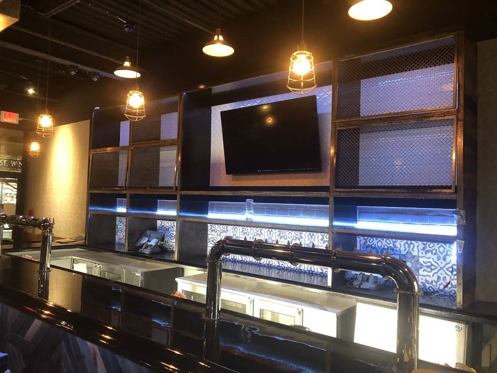 Farmingdale Brew co | restaurant | 306 Main St, Farmingdale, NY 11735, USA | 5165868711 OR +1 516-586-8711