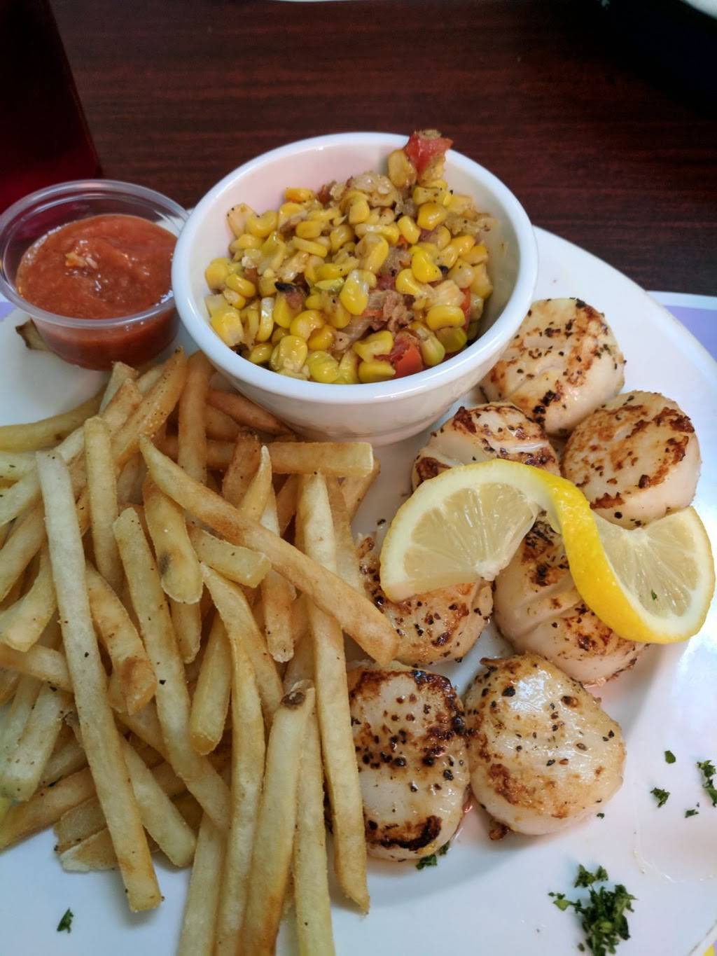 Cajun jimmys seafood seller | cafe | 300 se, US-19, Crystal River, FL 34429, USA | 3522284936 OR +1 352-228-4936