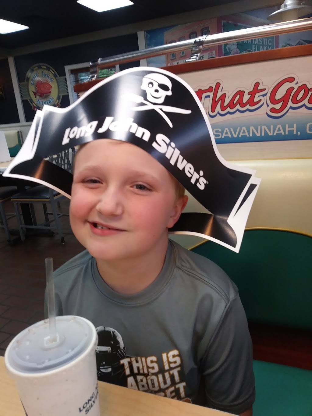 Long John Silvers | restaurant | 1612 S Roane St #7536, Harriman, TN 37748, USA | 8658821708 OR +1 865-882-1708