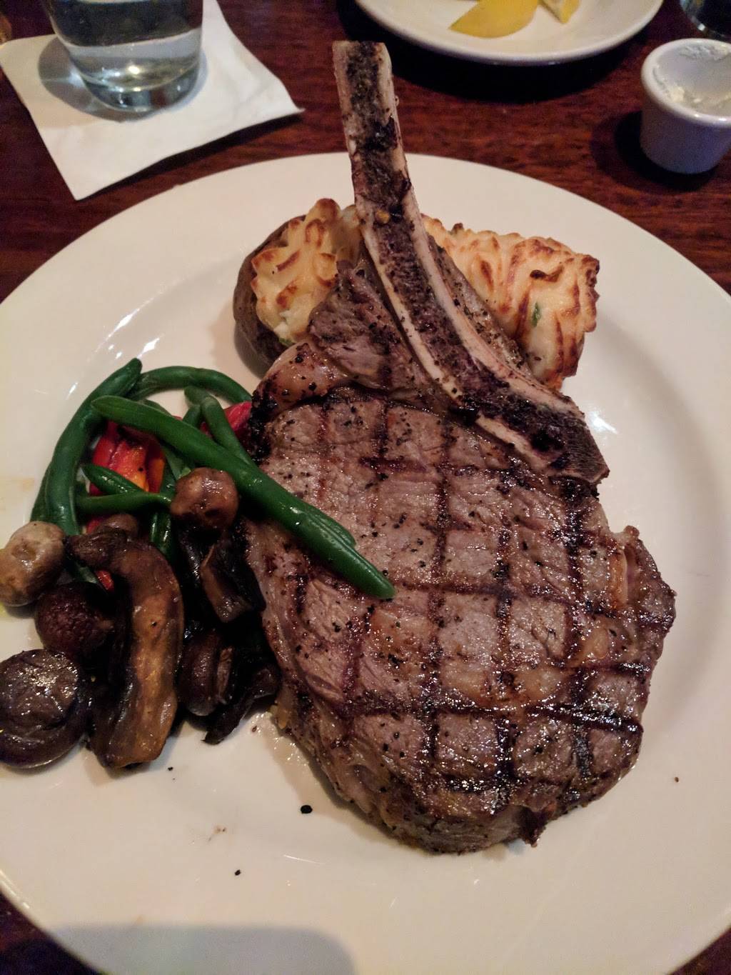 The Keg Steakhouse + Bar - Desert Ridge | restaurant | 21001 N Tatum Blvd, Phoenix, AZ 85050, USA | 4804197772 OR +1 480-419-7772