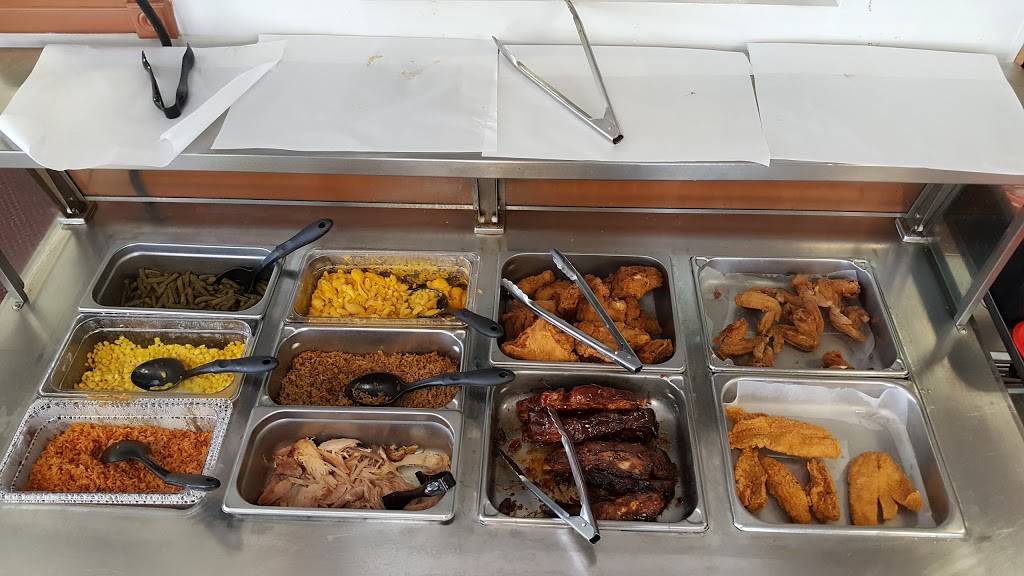 Hungry Boys | restaurant | 811 N Ladd St, Pontiac, IL 61764, USA | 8158441022 OR +1 815-844-1022