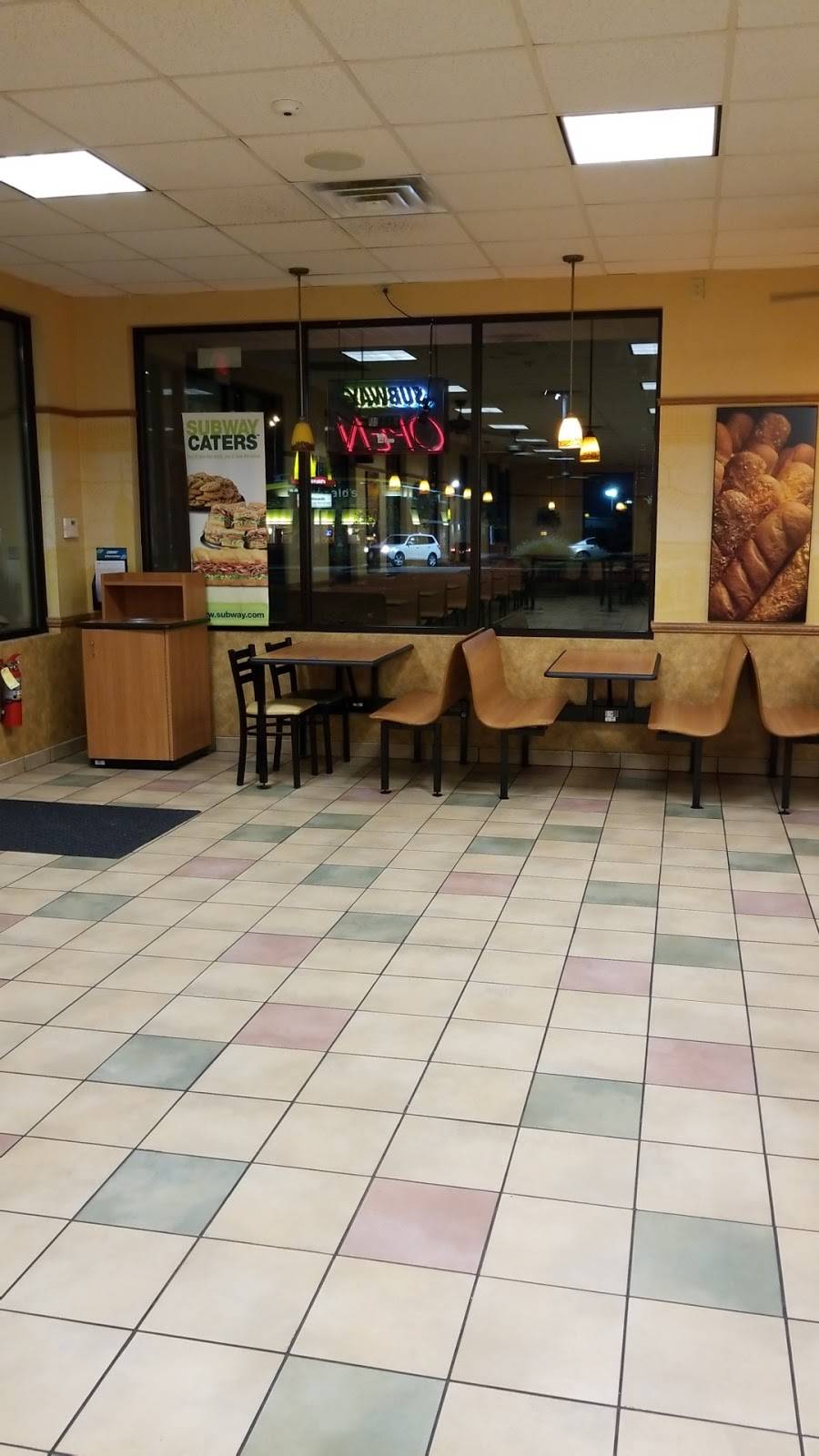 Subway | restaurant | 2068 E Market St, Akron, OH 44312, USA | 3307338728 OR +1 330-733-8728