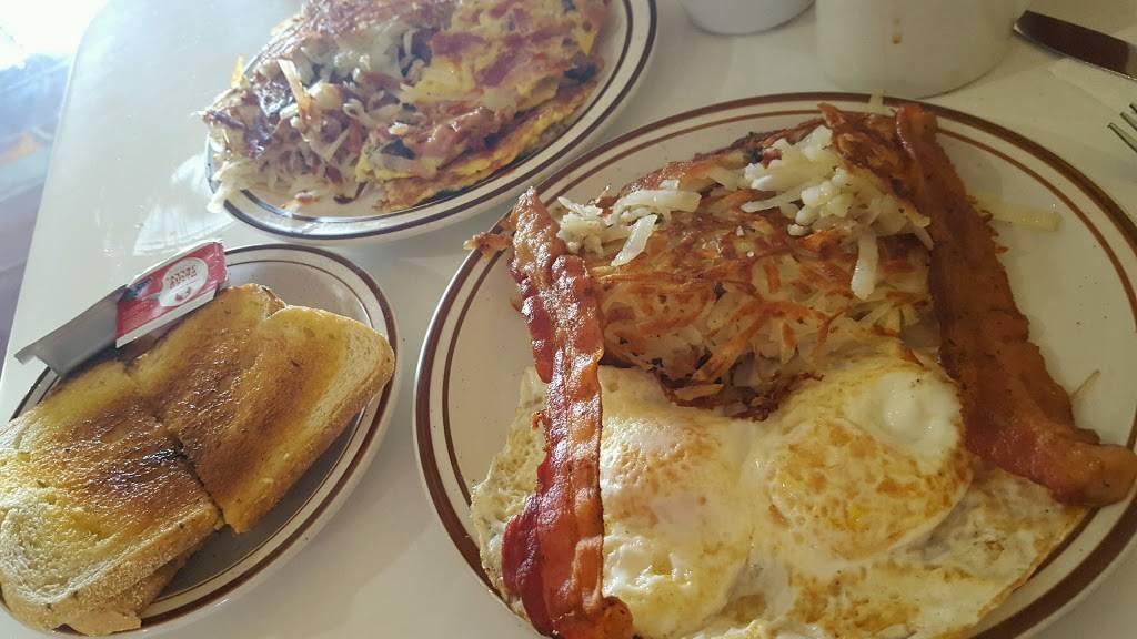 Joyces Coffee Shop & Restaurant | cafe | 8826 Reseda Blvd, Northridge, CA 91324, USA | 8188858818 OR +1 818-885-8818