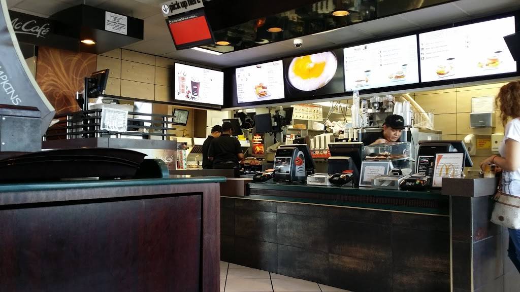 McDonalds | cafe | 4125 N Josey Ln, Carrollton, TX 75007, USA | 9723959066 OR +1 972-395-9066