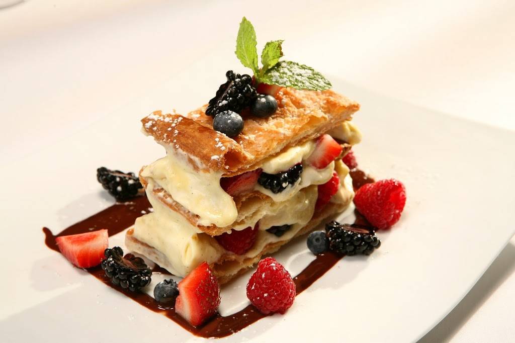 Oceanique | night club | 505 Main St, Evanston, IL 60202, USA | 8478643435 OR +1 847-864-3435