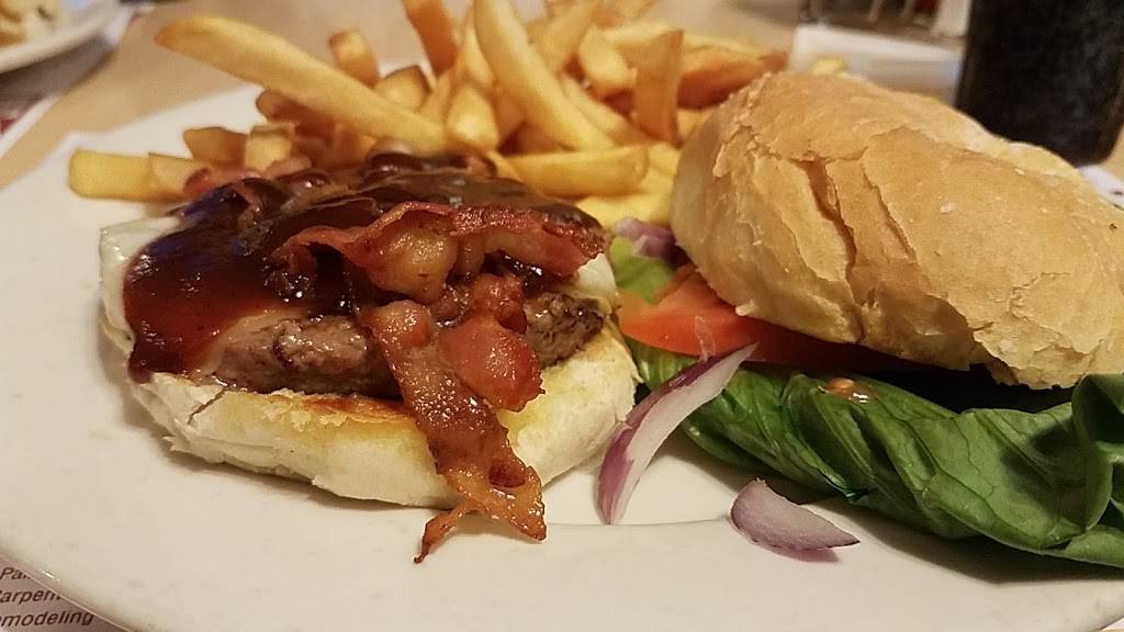 Old Mill Diner | restaurant | 4349 S County Trail, Charlestown, RI 02813, USA | 4013643033 OR +1 401-364-3033