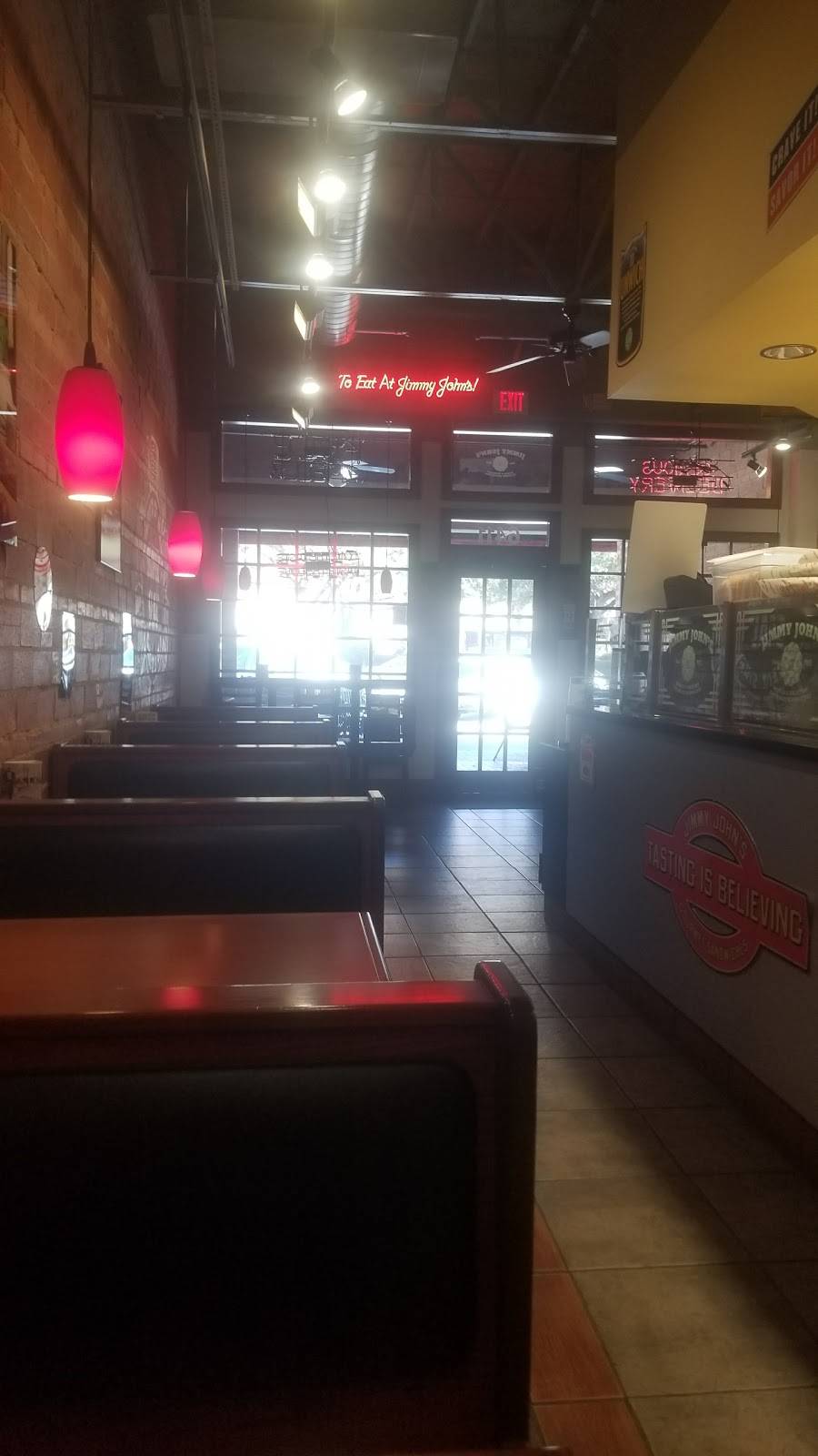 Hillcrest Village | shopping mall | 6423-6437 Hillcrest Ave, Dallas, TX 75205, USA | 2147062500 OR +1 214-706-2500