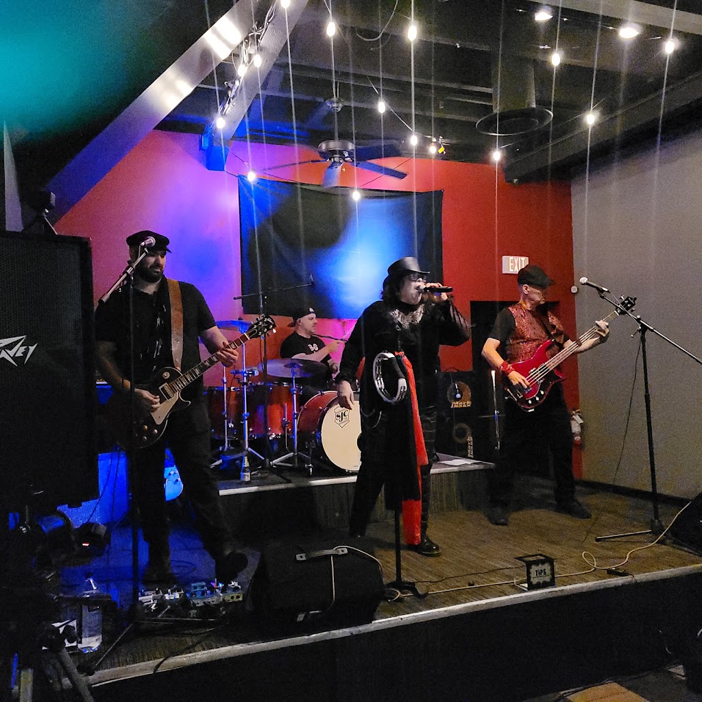 Moonshiners Bar & Lounge | restaurant | 8916 Foothill Blvd, Rancho Cucamonga, CA 91730, USA | 9093033351 OR +1 909-303-3351