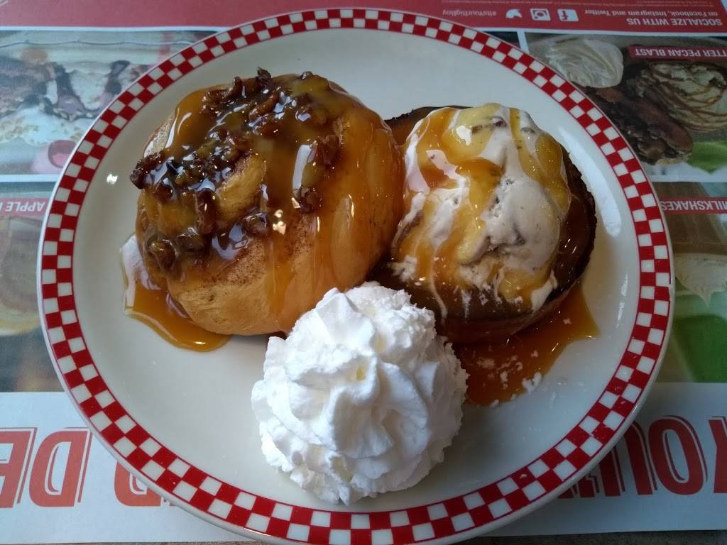 Big Boy | restaurant | 2555 Gratiot Blvd, Marysville, MI 48040, USA | 8103645133 OR +1 810-364-5133