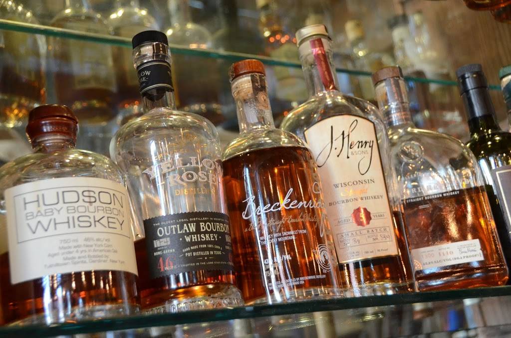 The Wagner House | restaurant | 1 E Spring St #4338, Freeport, IL 61032, USA | 8152324408 OR +1 815-232-4408