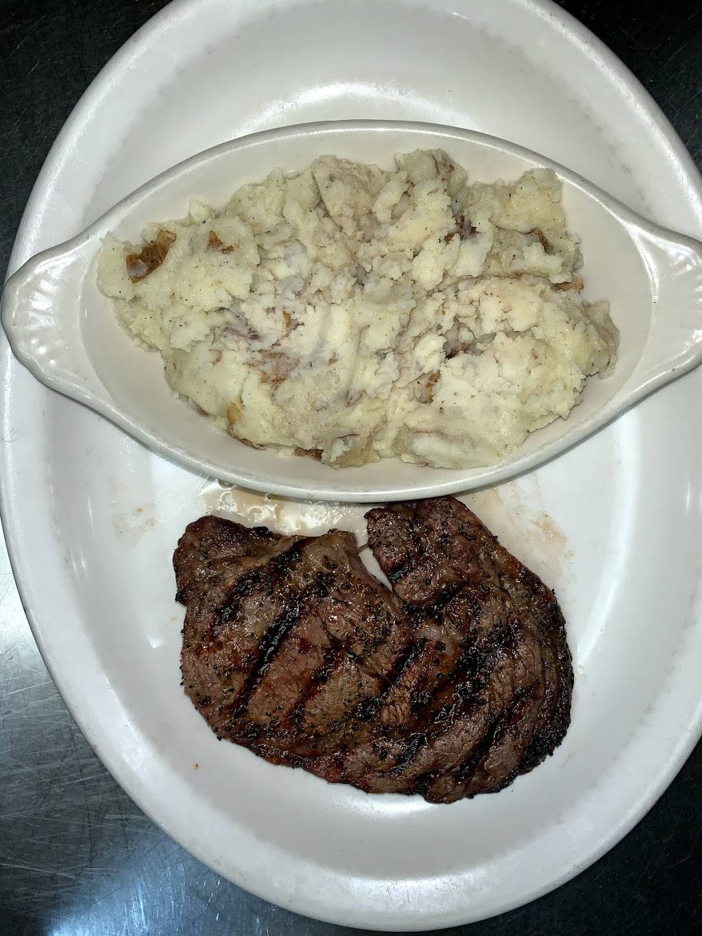 Badger On Main | restaurant | 1118 Main St, Lynchburg, VA 24504, USA | 4346166070 OR +1 434-616-6070