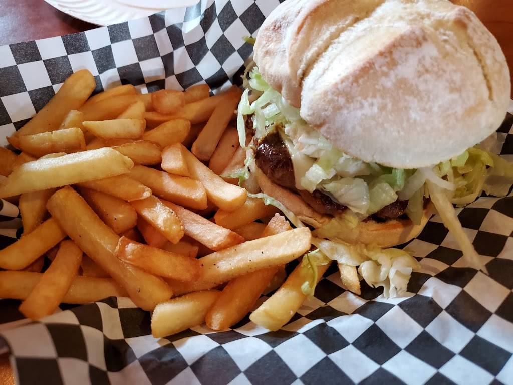 Louies Pizza & Italian Grille | restaurant | 61 NH-27 #20, Raymond, NH 03077, USA | 6038956800 OR +1 603-895-6800