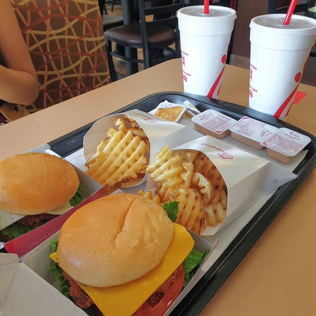Chick-fil-A | restaurant | 13448 FL-535, Orlando, FL 32821, USA | 4078277032 OR +1 407-827-7032