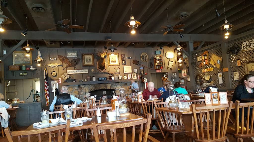 Cracker Barrel Old Country Store | restaurant | 370 Hester Dr, White House, TN 37188, USA | 6156721802 OR +1 615-672-1802