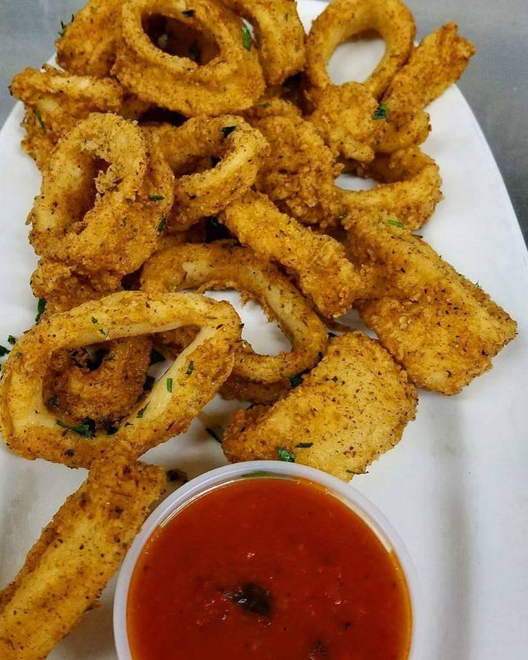 Leonas Pizzeria | restaurant | 66 E Devon Ave, Elk Grove Village, IL 60007, USA | 8473788190 OR +1 847-378-8190