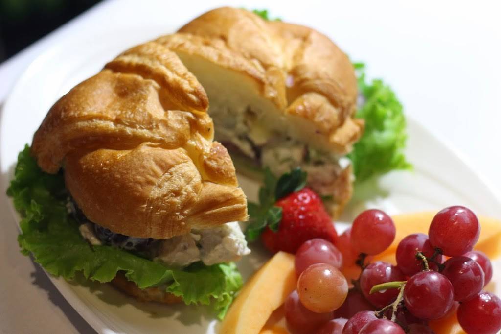 Gentleman Jims Restaurant | restaurant | 18917 Earhart Ct, Gaithersburg, MD 20879, USA | 3019637778 OR +1 301-963-7778