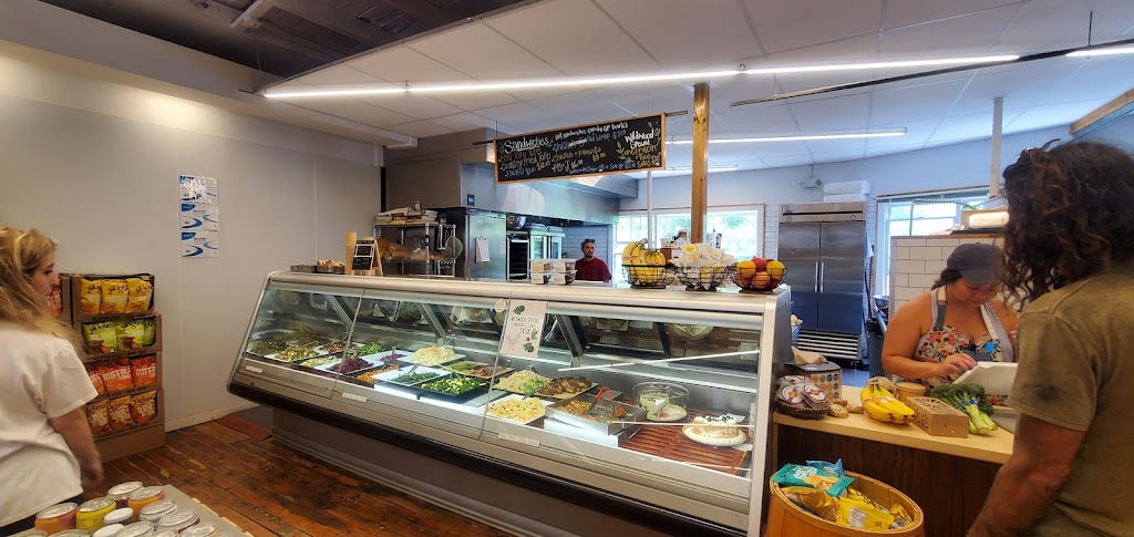 Wildwood Community Market | restaurant | 182 Howard St, Boone, NC 28607, USA | 8288653030 OR +1 828-865-3030