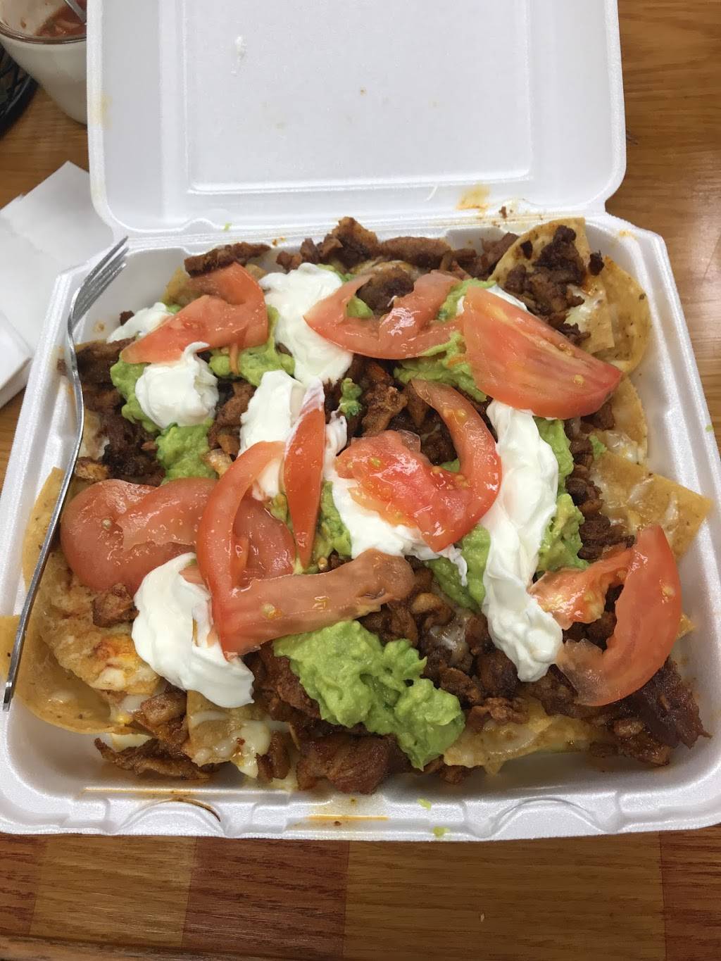 Mi Linda Hacienda | restaurant | 4406 W Armitage Ave, Chicago, IL 60639, USA | 7737722372 OR +1 773-772-2372