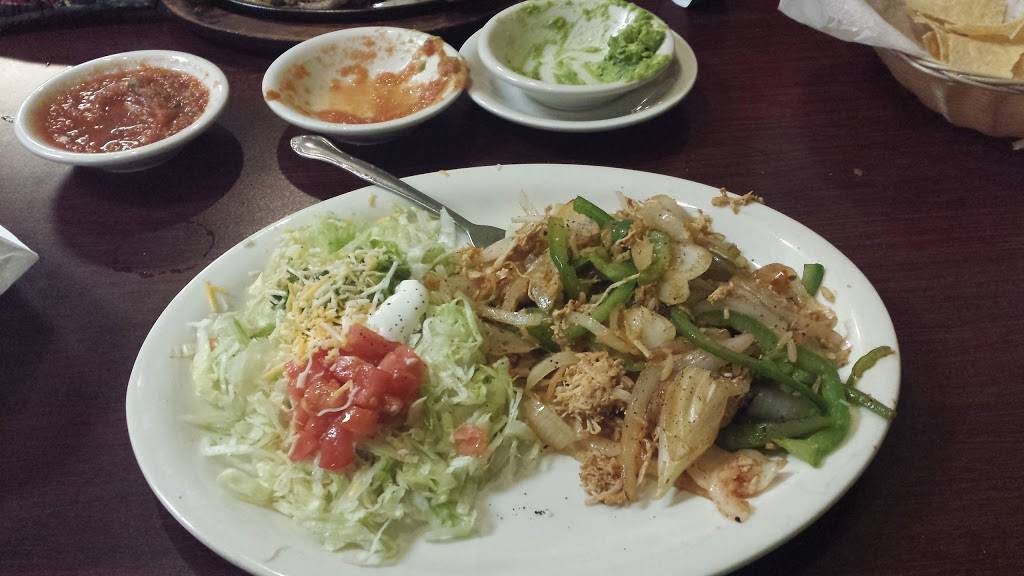 Willys Mex Mex Grill | restaurant | 123 S Cherokee Rd, Social Circle, GA 30025, USA | 7704642600 OR +1 770-464-2600