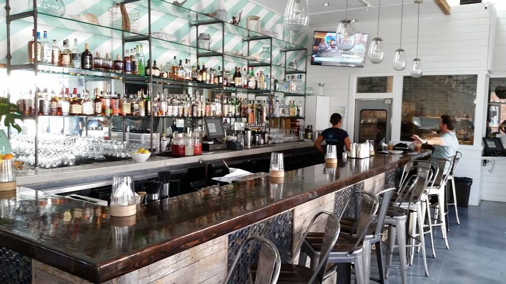 Rumfish y Vino | restaurant | 34 N Palm St, Ventura, CA 93001, USA | 8056679288 OR +1 805-667-9288