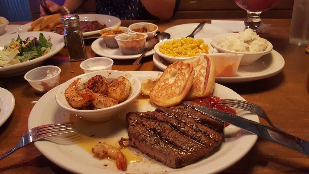 Texas Roadhouse | restaurant | 3101 S Central Expy, McKinney, TX 75070, USA | 9725476688 OR +1 972-547-6688