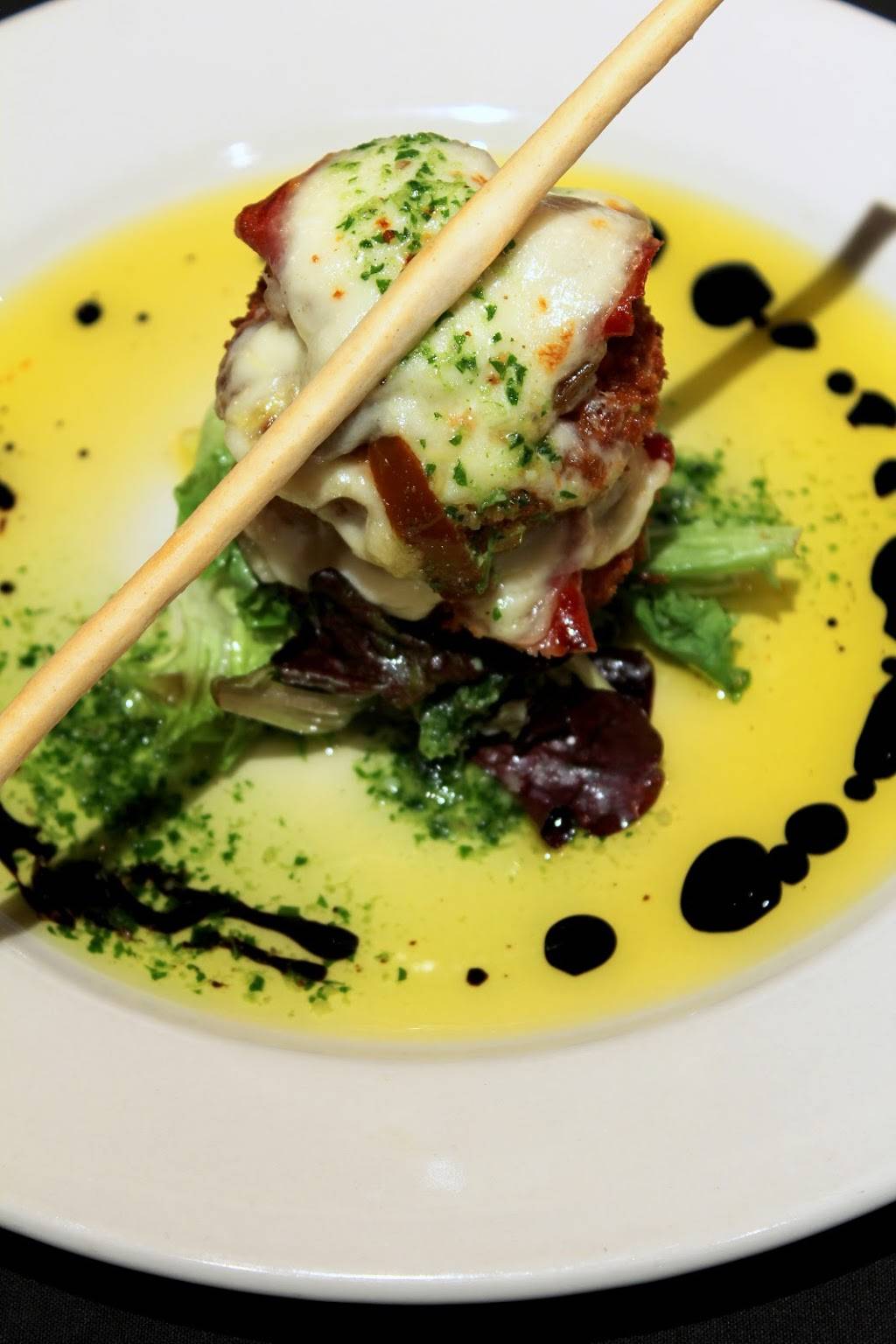 Butterfields | restaurant | 661 Old Willets Path, Hauppauge, NY 11788, USA | 6318511507 OR +1 631-851-1507