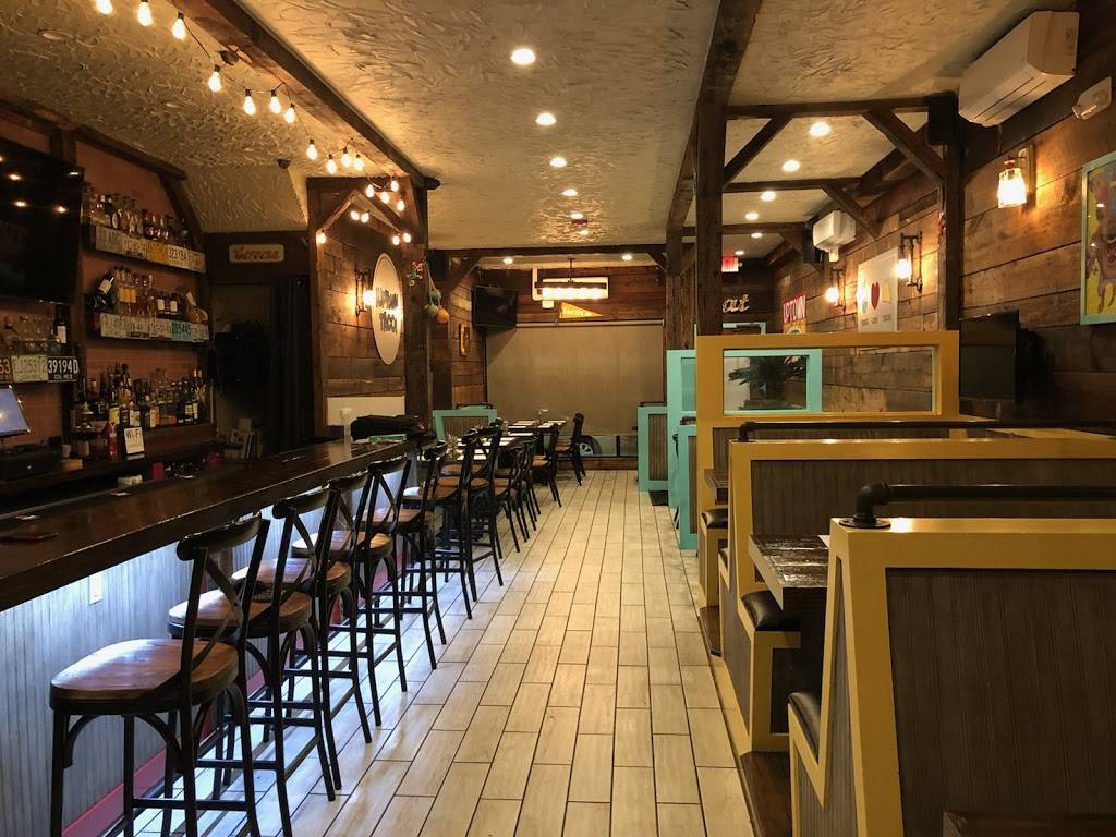 Uptown Taco | restaurant | 155 Tulip Ave, Floral Park, NY 11001, USA | 5165021456 OR +1 516-502-1456