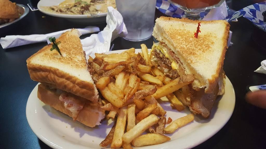 Salty Dog Sports Bar And Grill | restaurant | 2004 N Valley Mills Dr, Waco, TX 76710, USA | 2547325161 OR +1 254-732-5161