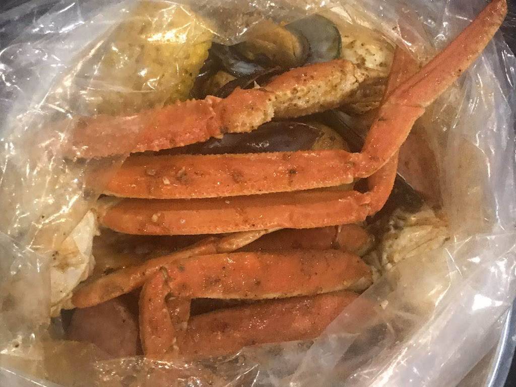 Shake Seafoods | restaurant | 7596A Haverford Ave, Philadelphia, PA 19151, USA | 2158788983 OR +1 215-878-8983