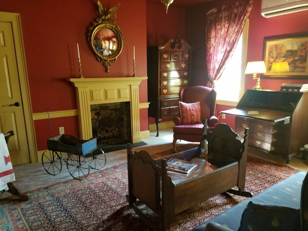 Century Inn | restaurant | 1002, 2175 E National Pike, Scenery Hill, PA 15360, USA | 7249456600 OR +1 724-945-6600