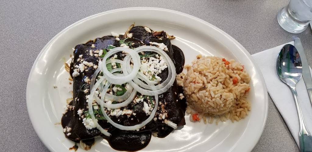 Hierve El Agua | restaurant | 2005 W 8th St, Los Angeles, CA 90057, USA | 2132632665 OR +1 213-263-2665