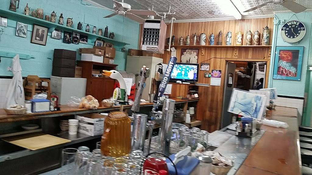 Crisfield Seafood | restaurant | 8012 Georgia Ave, Silver Spring, MD 20910, USA | 3015891306 OR +1 301-589-1306