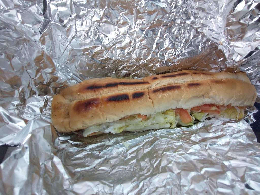 Golden Chick-n-Fish | restaurant | 1609 S Braddock Ave, Pittsburgh, PA 15218, USA | 4127271688 OR +1 412-727-1688