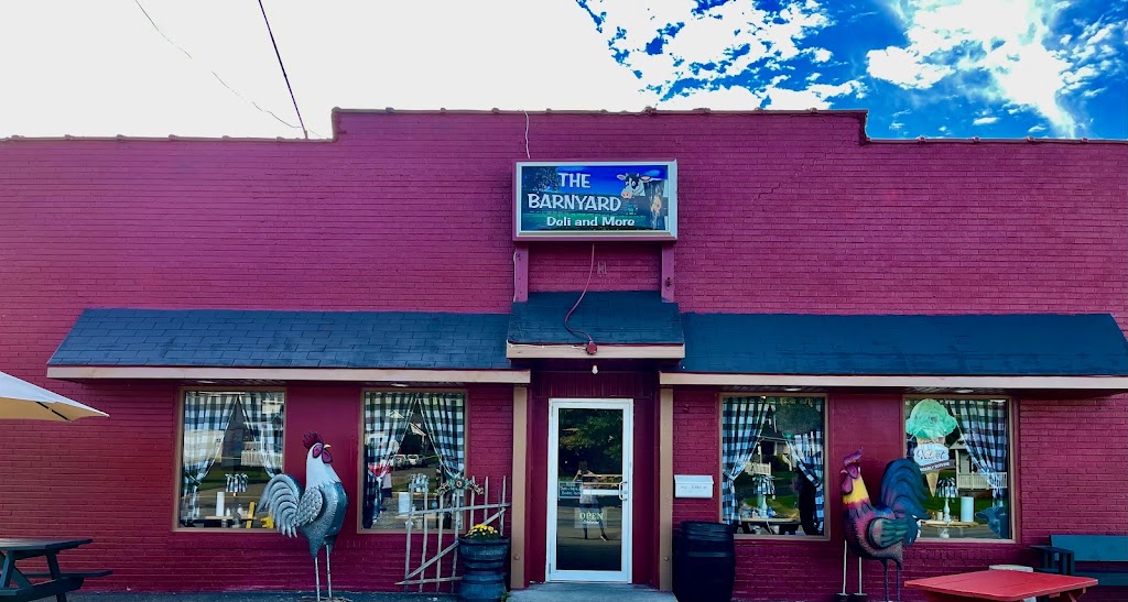 Barnyard Deli | restaurant | 2211 1st St, Moundsville, WV 26041, USA | 3048100348 OR +1 304-810-0348