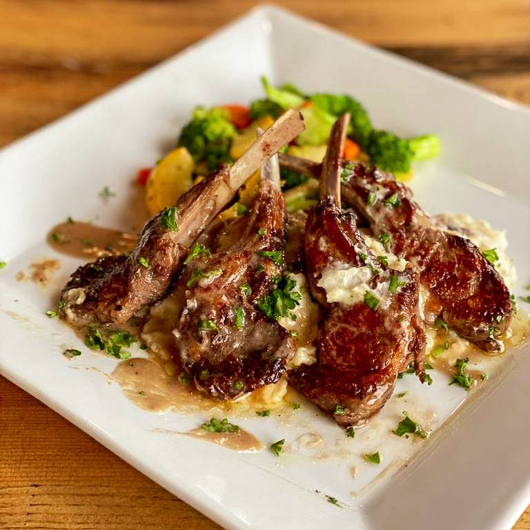 Brews & Barrels | restaurant | 625 Center Point Way, Gaithersburg, MD 20878, USA | 2409127736 OR +1 240-912-7736