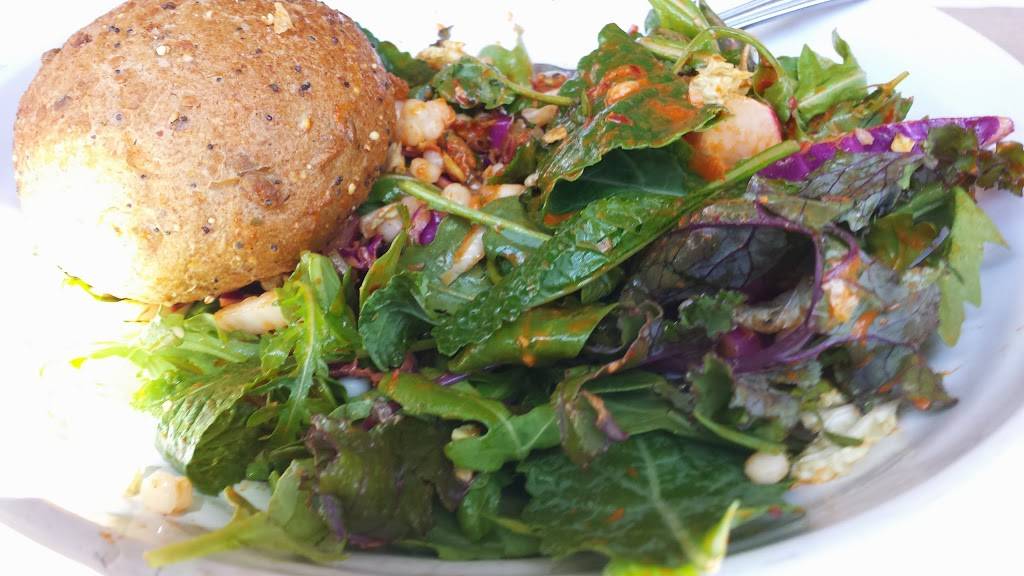 The Mixx | restaurant | 4855 Main St, Kansas City, MO 64112, USA | 8167562300 OR +1 816-756-2300