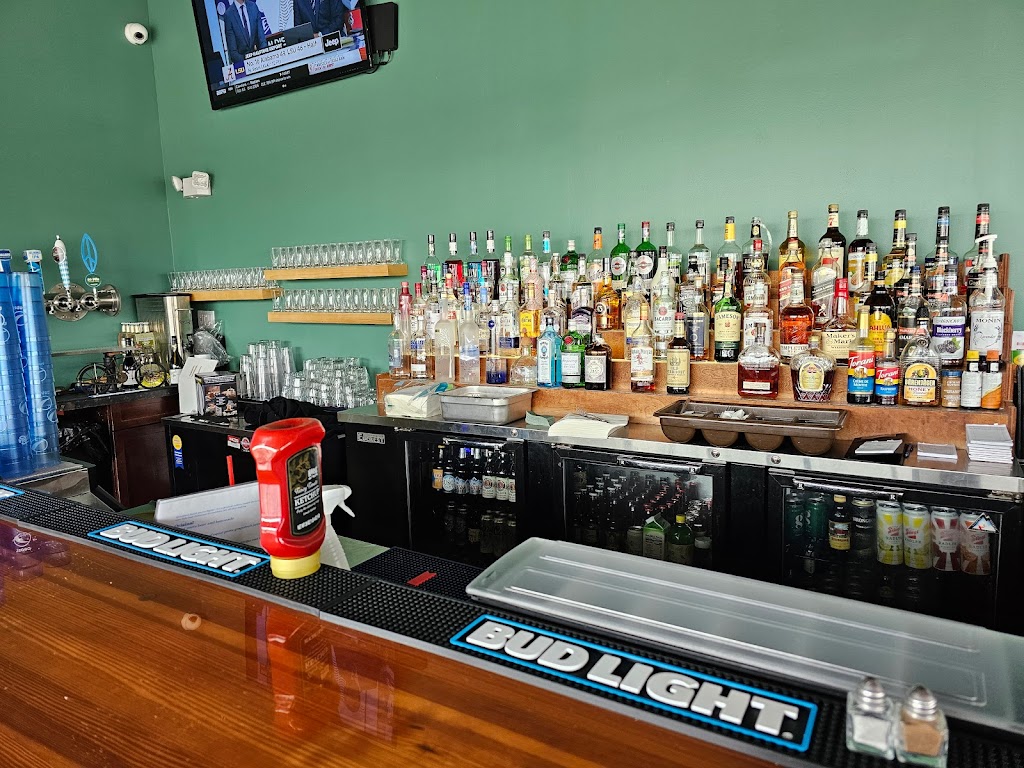 Luddys Tavern | restaurant | 106 SW State St #100, Ankeny, IA 50023, USA | 5157774690 OR +1 515-777-4690