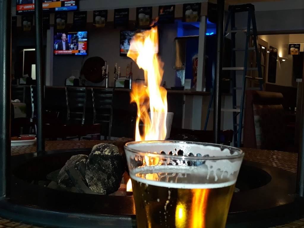 Round Table Pizza | meal delivery | 403 E Arrow Hwy, Glendora, CA 91740, USA | 6269638576 OR +1 626-963-8576