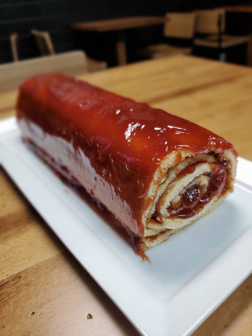 DMV Empanadas | restaurant | 113 E Diamond Ave, Gaithersburg, MD 20877, USA | 2404777611 OR +1 240-477-7611