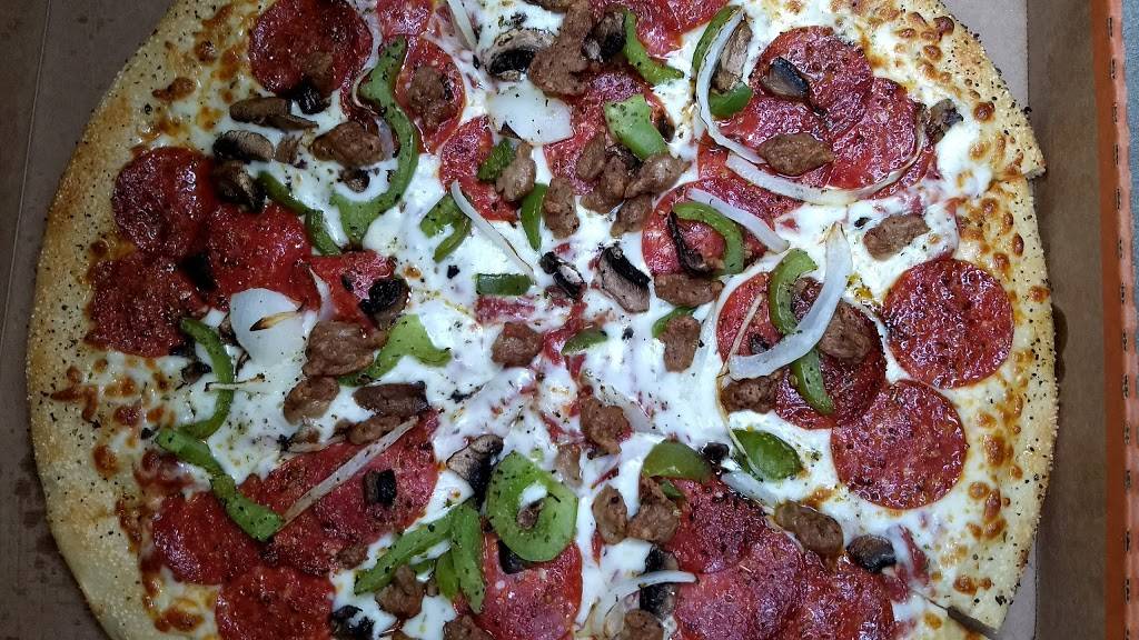 Little Caesars Pizza | meal takeaway | 1583 W El Camino Ave Suite 102, Sacramento, CA 95833, USA | 9169233599 OR +1 916-923-3599