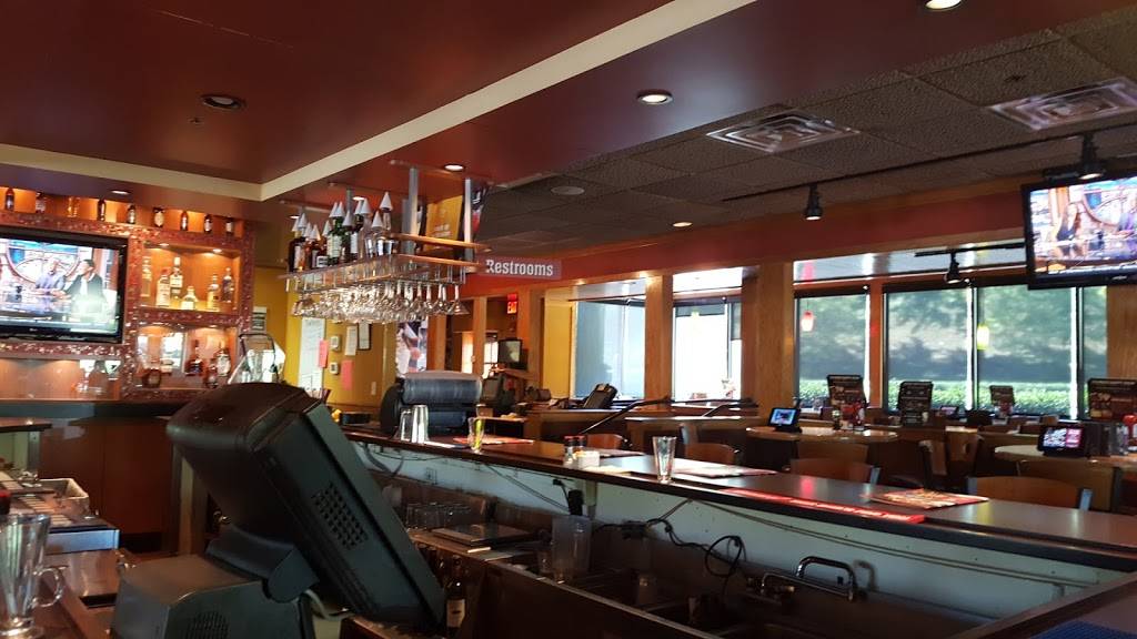 Applebees Grill + Bar | restaurant | 571 Branchlands Blvd, Charlottesville, VA 22901, USA | 4349745596 OR +1 434-974-5596