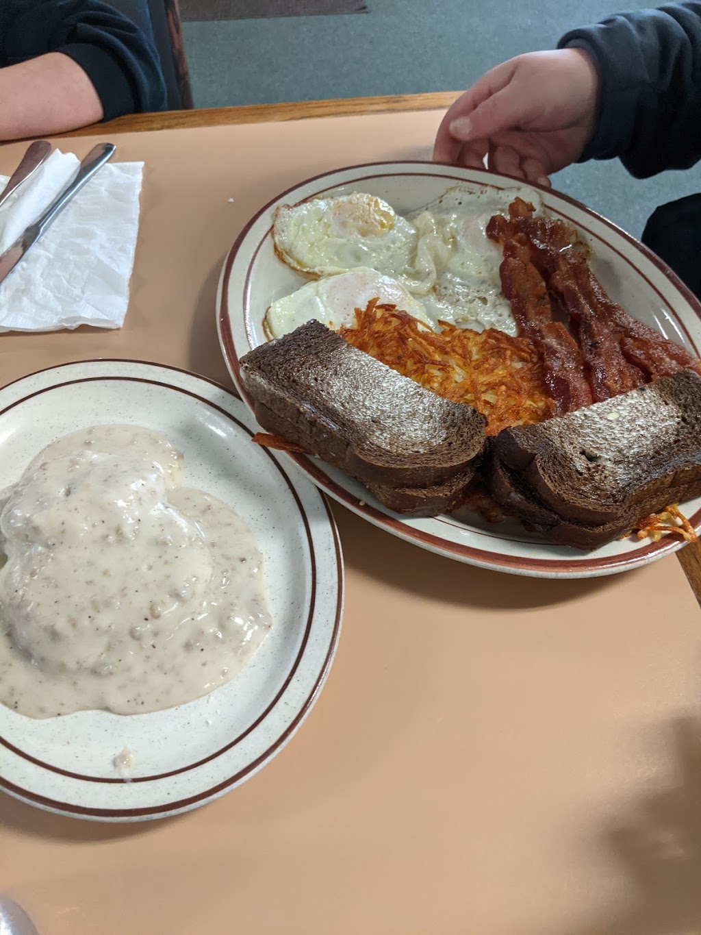 Big Ds Diner | restaurant | Pickford, MI 49774, USA | 9066472200 OR +1 906-647-2200