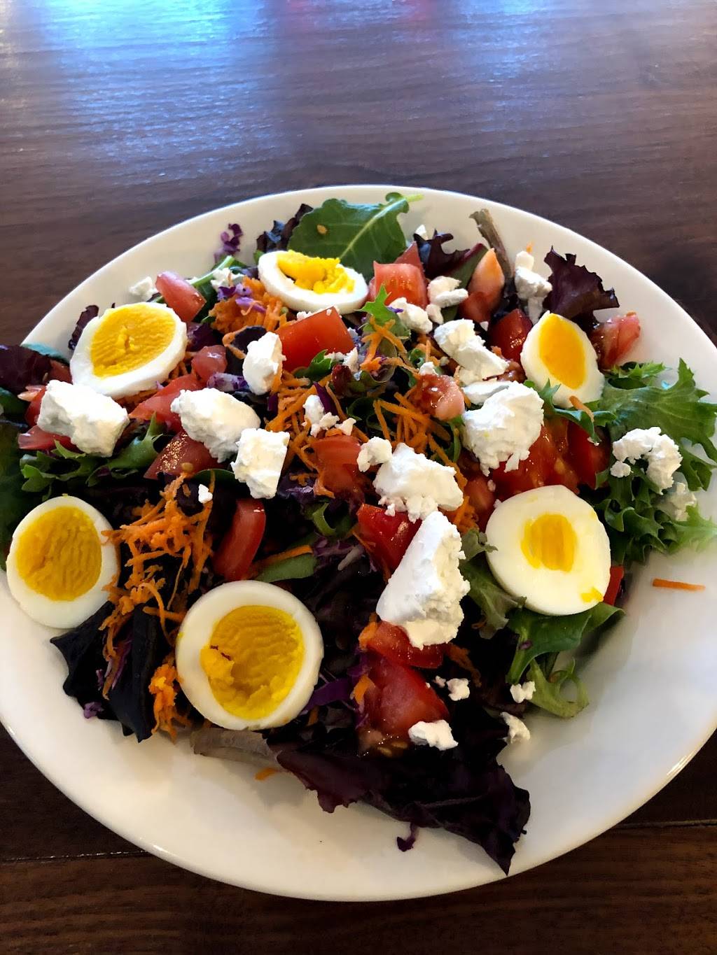 Trolley Stop Cafe | restaurant | 58 Vineyard Ave, Highland, NY 12528, USA | 8452612250 OR +1 845-261-2250