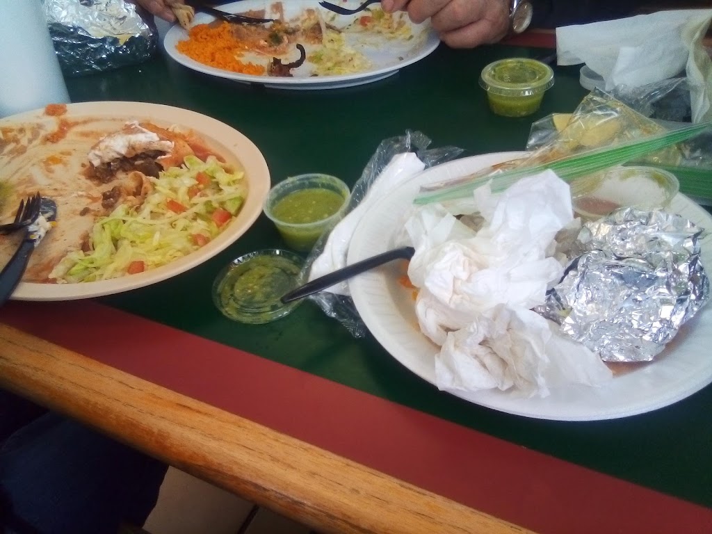 Taquería dalhart | restaurant | 224 S Dumas Ave, Dumas, TX 79029, USA | 8069345787 OR +1 806-934-5787