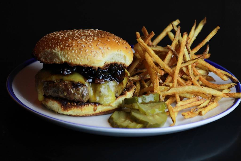 The Majestic | restaurant | 911 King St, Alexandria, VA 22314, USA | 7038379117 OR +1 703-837-9117